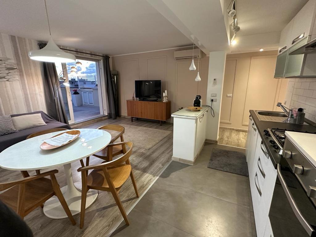 Attico Al Mare Apartment Lido di Ostia Luaran gambar